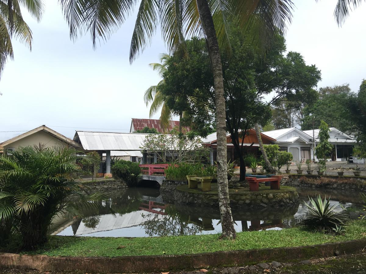 Tamasya Garden Hotel Kotamobagu Exterior foto